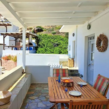 Milos Salty Breeze House *