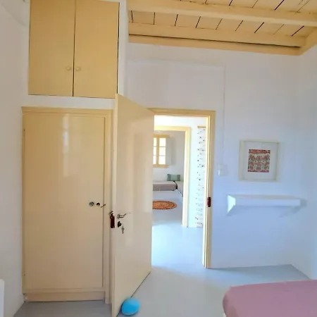 Milos Salty Breeze House Apartament *