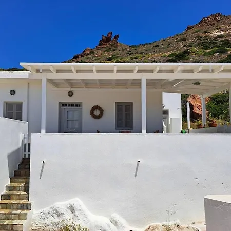 Milos Salty Breeze House Apartament *
